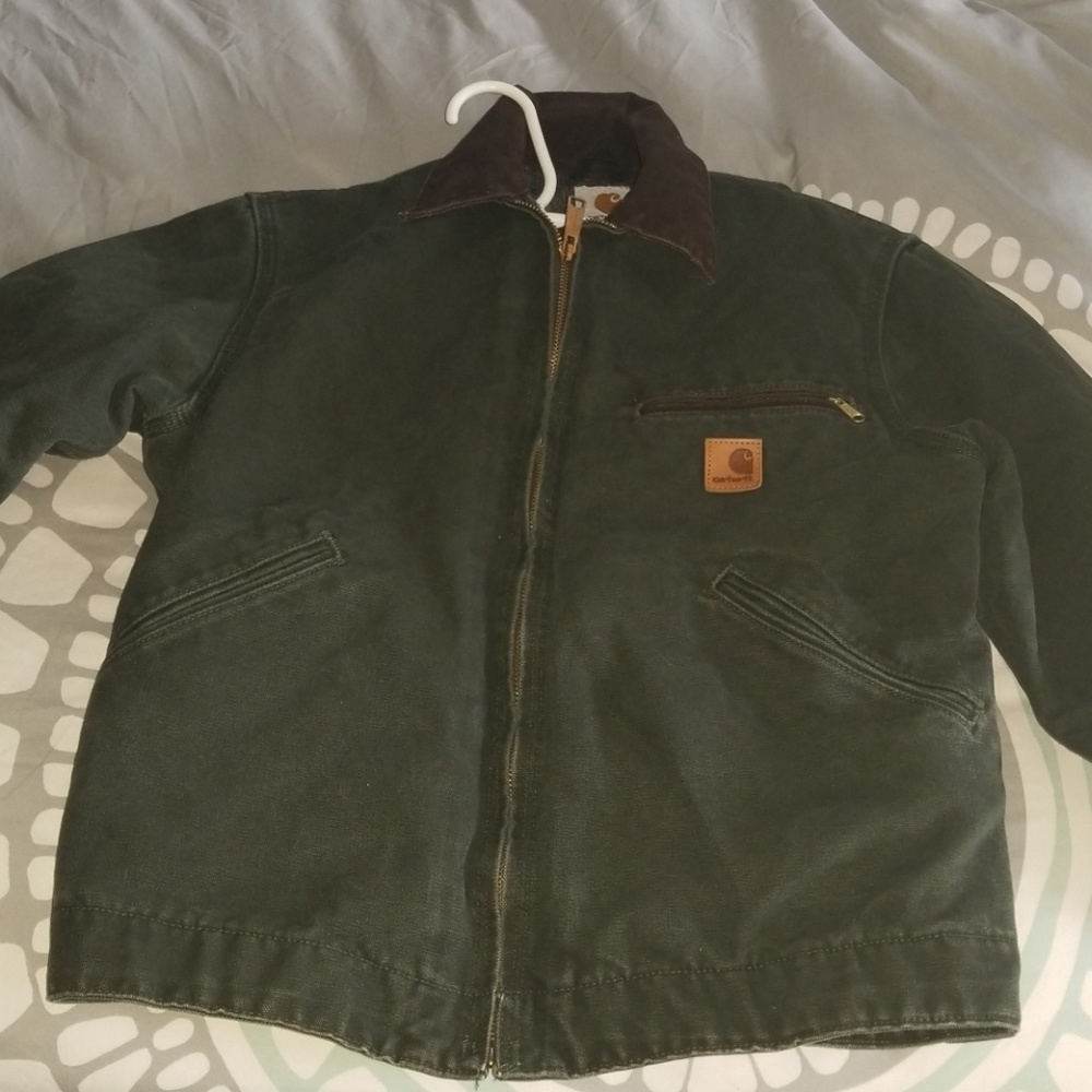 Men's Size Small Fleece Lined Carhartt Coat